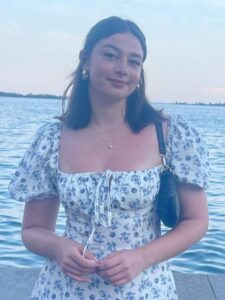 Featured tutor Maddy, tutor number TUT1295